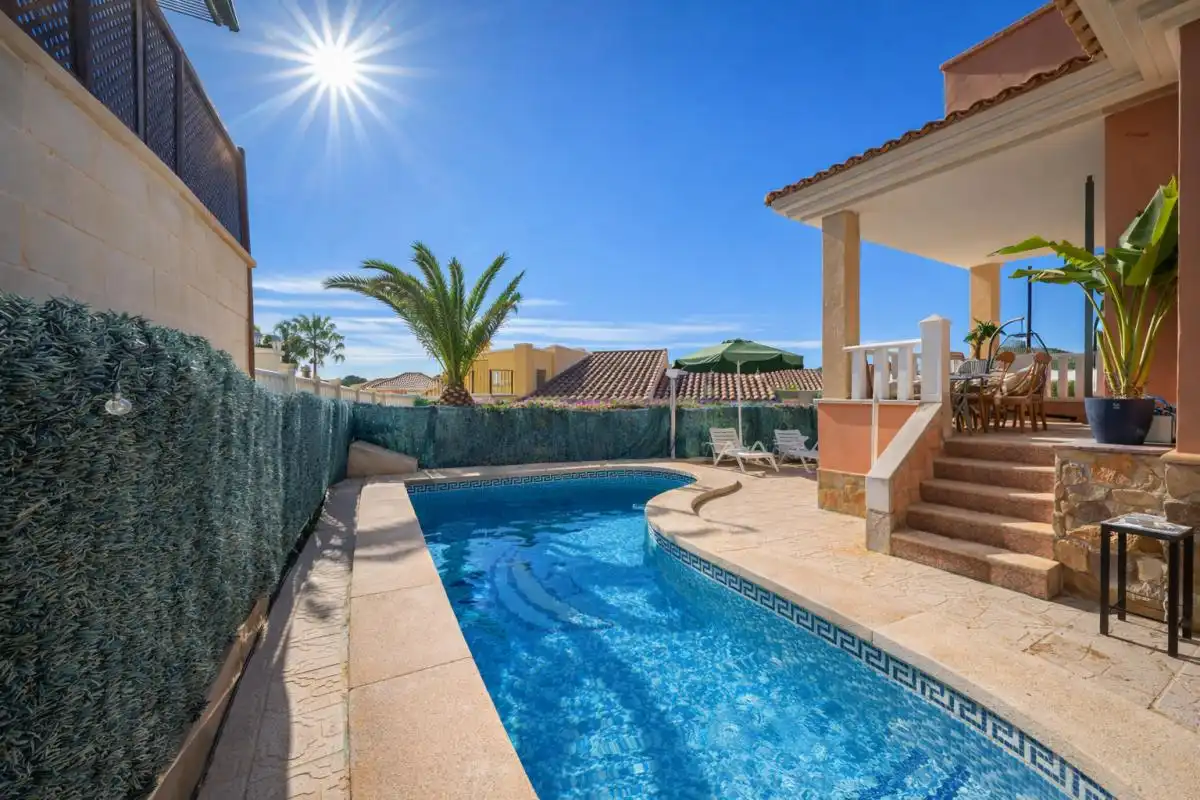 Vista exterior de Casa o chalet en venta en Mutxamel con Aire acondicionado, Calefacción y Jardín privado
