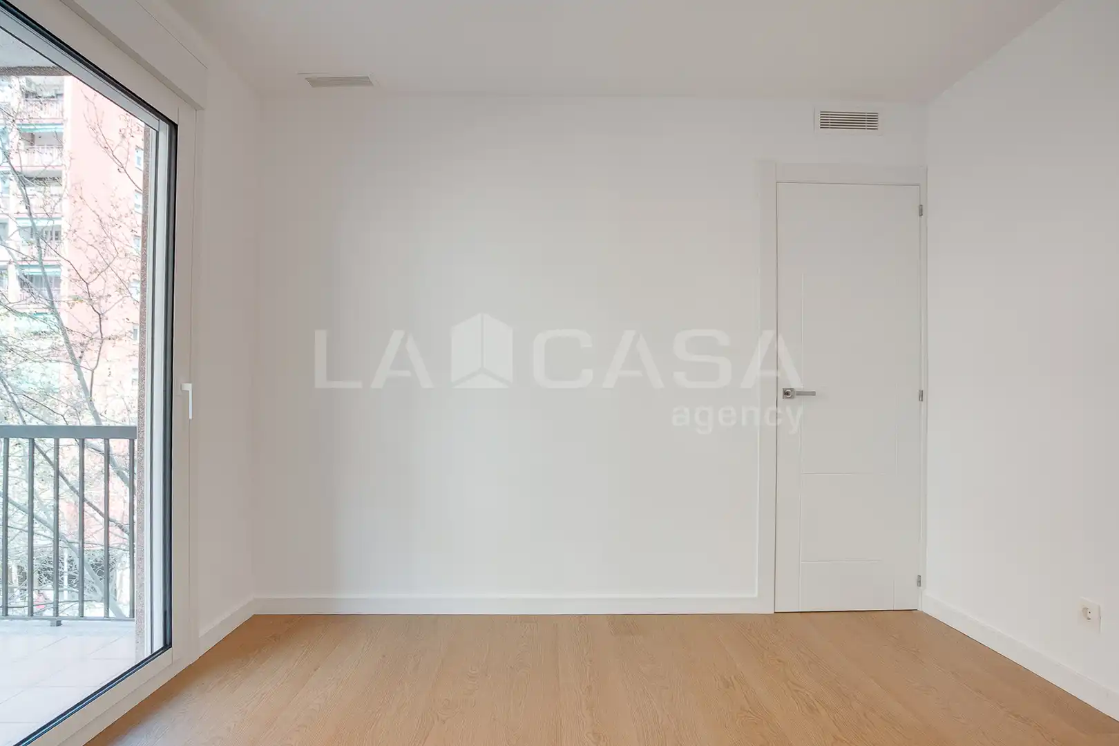 Piso en venta en Barcelona con Calefacción