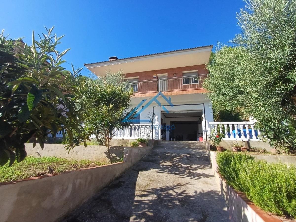Exterior view of House or chalet for sale in Piera  with Air Conditioner, Heating and Private garden