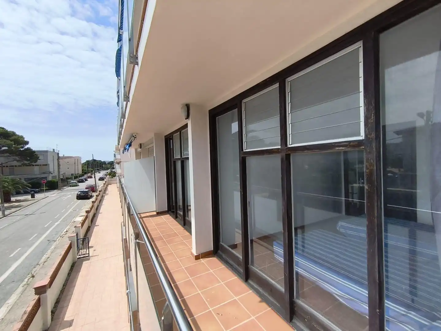 Vista exterior de Piso en venta en L'Estartit con Piscina comunitaria