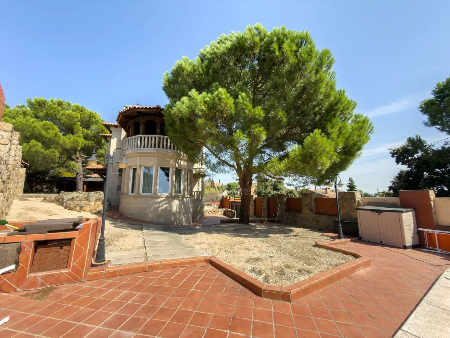 Vista exterior de Casa o chalet en venta en Torrelodones con Aire acondicionado, Calefacción y Trastero
