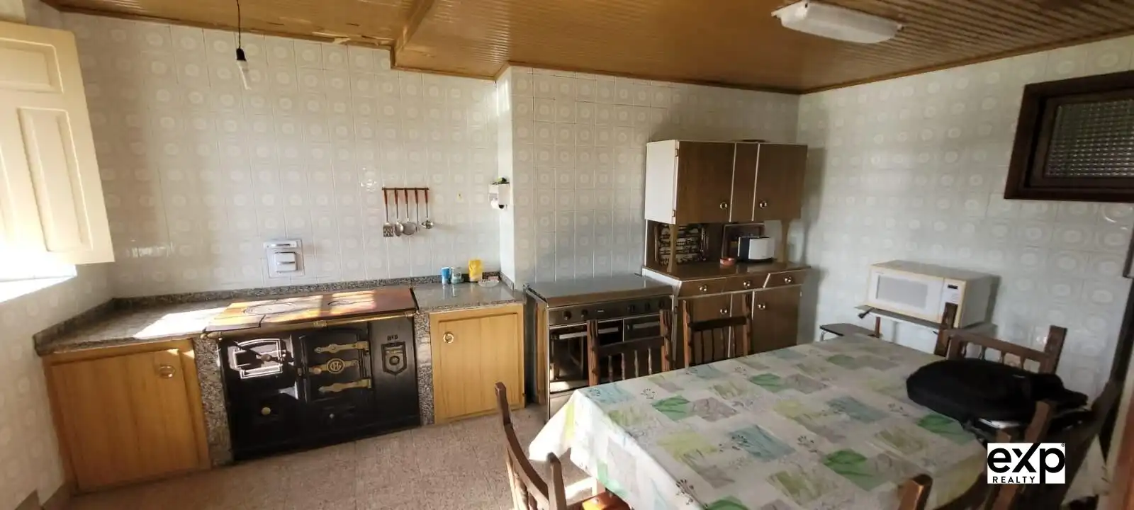 Kitchen of Detached homes for sale in O Valadouro    with Furnished