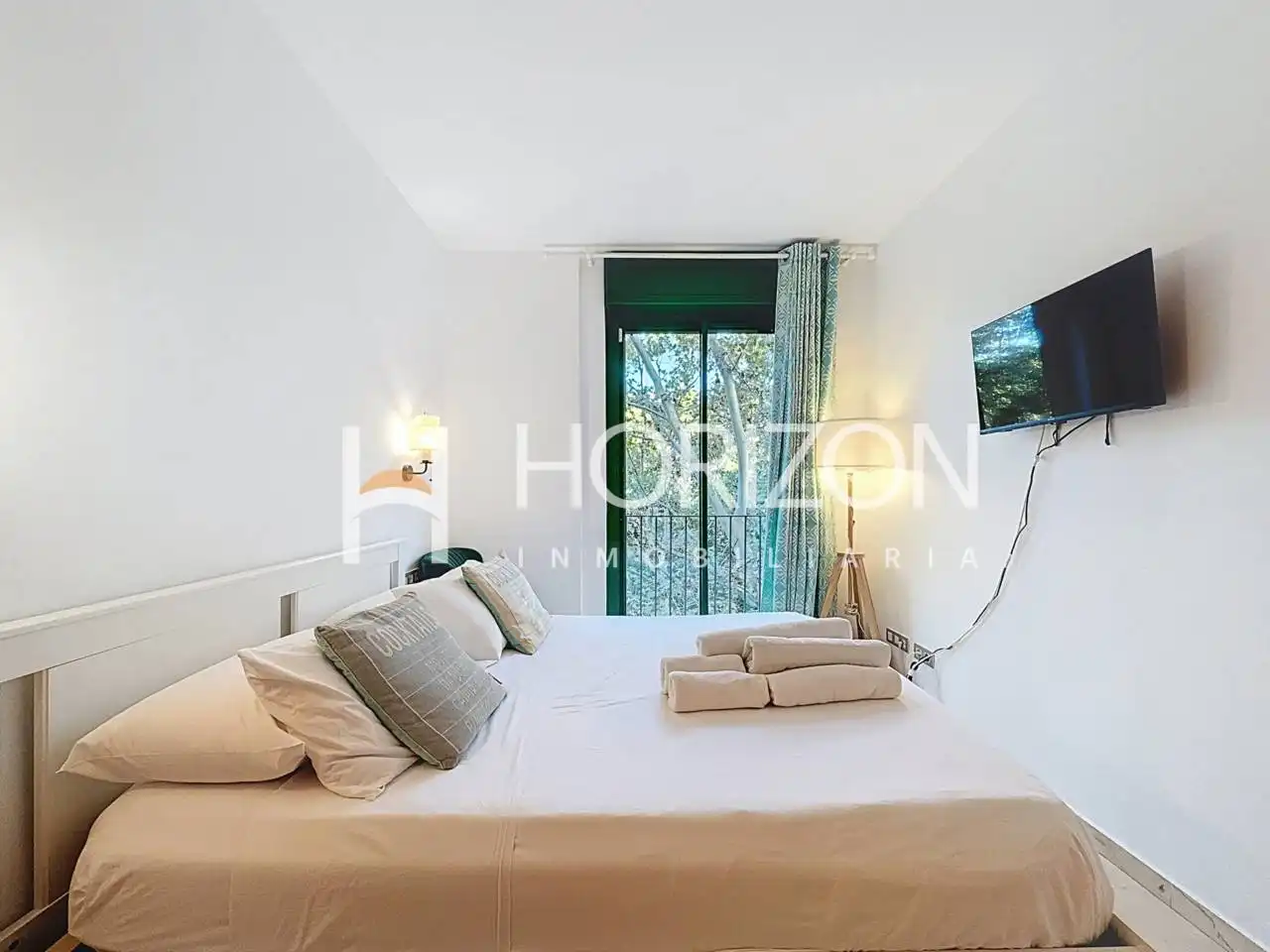 Schlafzimmer von Wohnung zum Verkauf in Barcelona mit Klimaanlage, Heizung und Möbliert