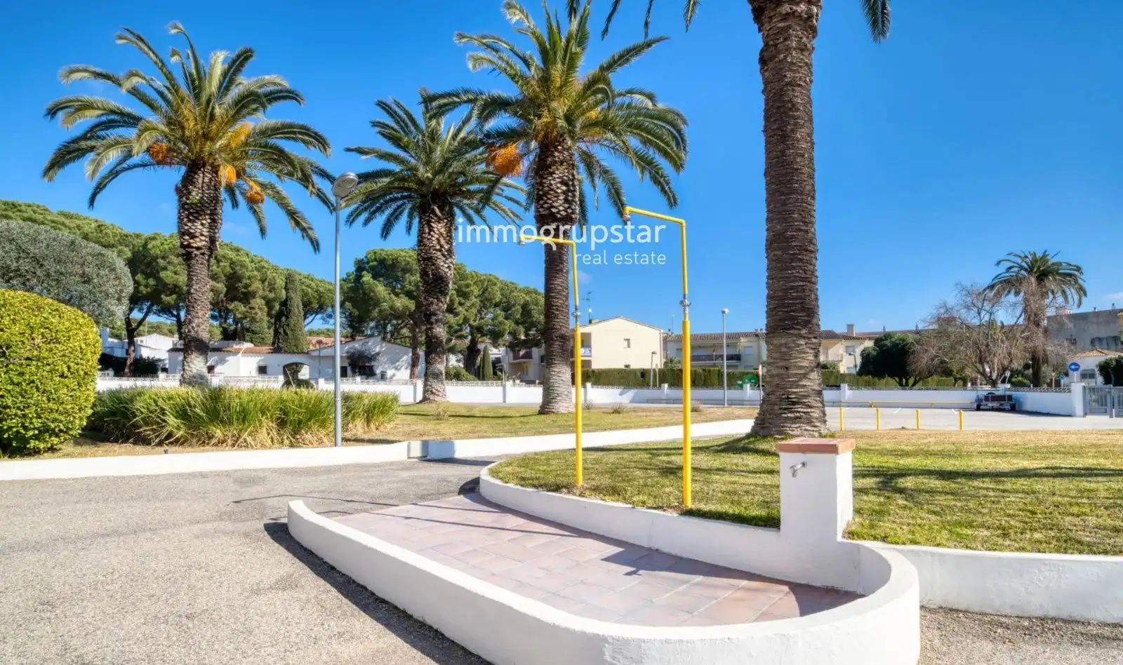 Vista exterior de Piso en venta en Palamós con Aire acondicionado, Calefacción y Terraza