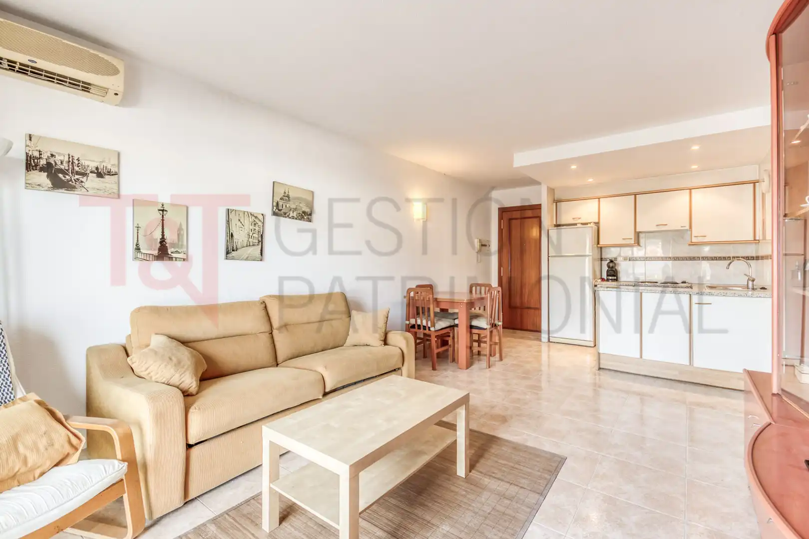 Sala de estar de Apartamento en venta en Pineda de Mar con Aire acondicionado, Horno y Balcón
