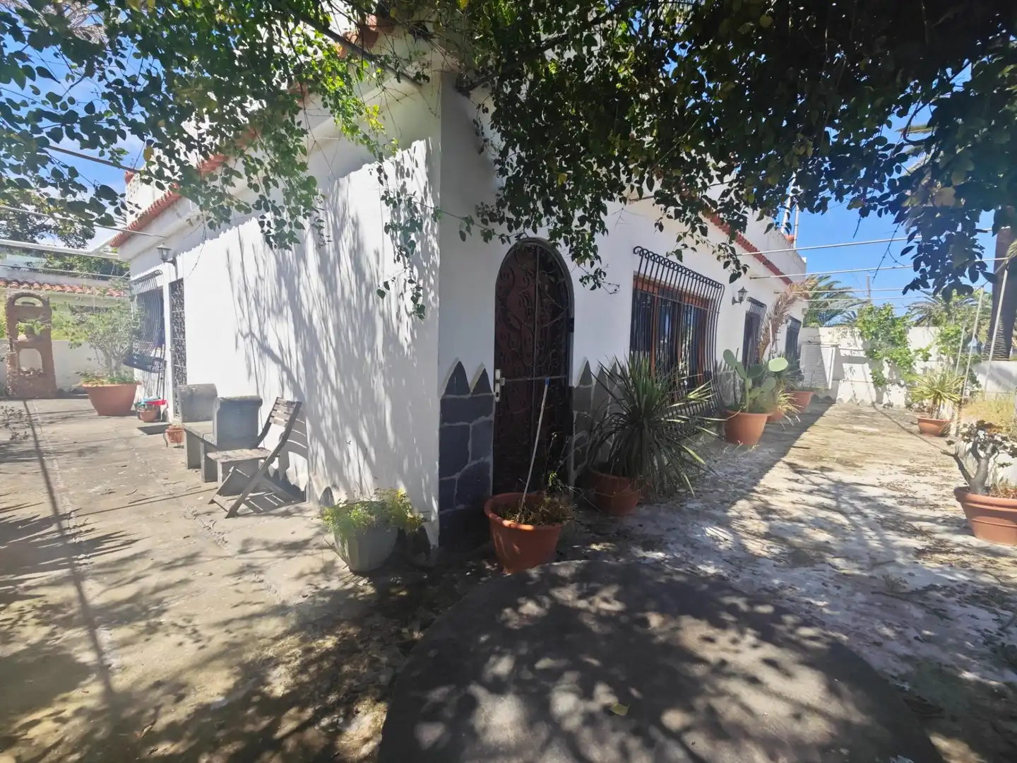Vista exterior de Casa o xalet en venda en Santa Brígida amb Piscina comunitària