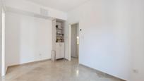 Flat for sale in  Granada Capital