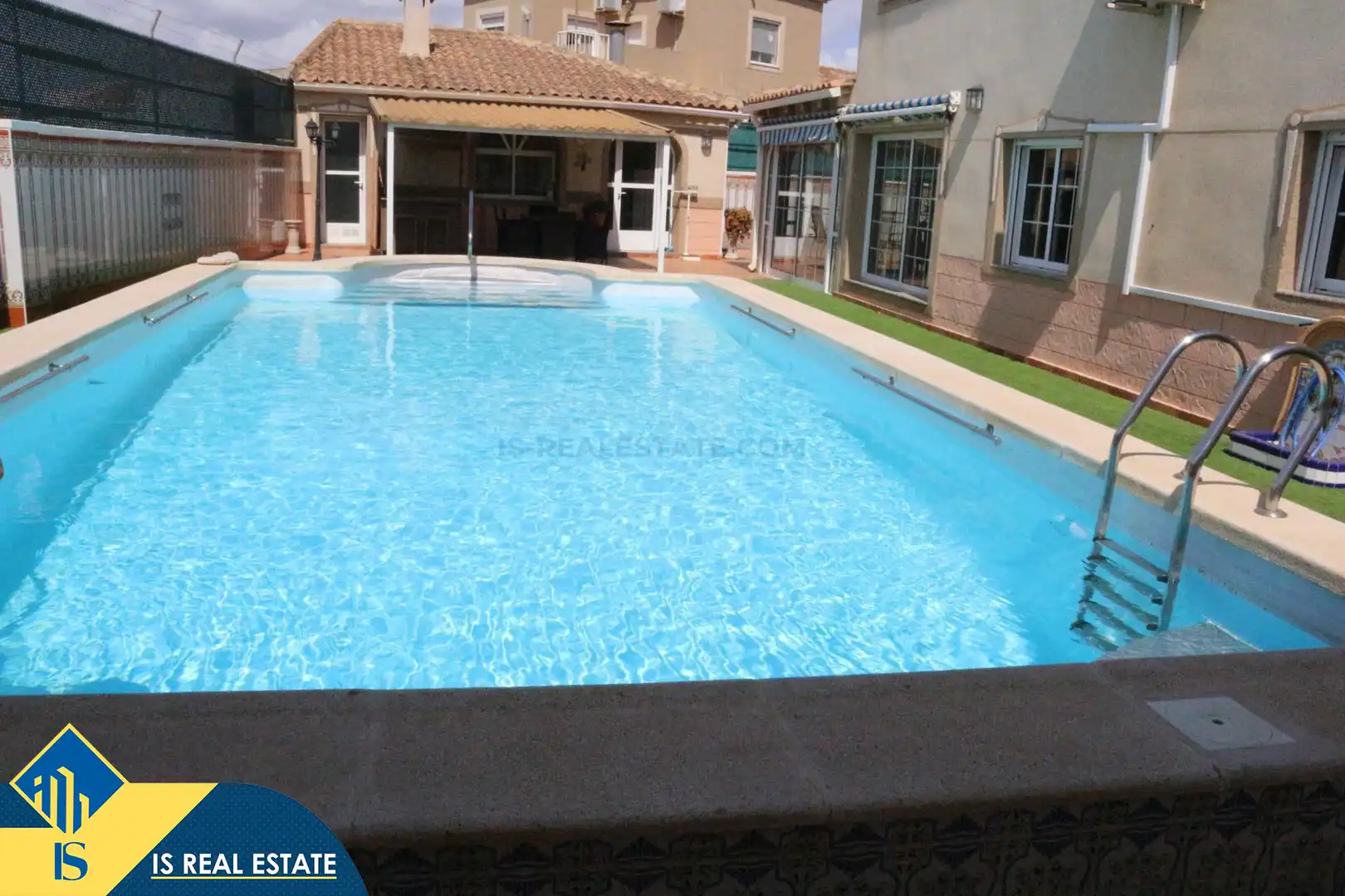 Villa con giardino in vendita a Zona Carrefour - Urbanizaciones, imagen 13