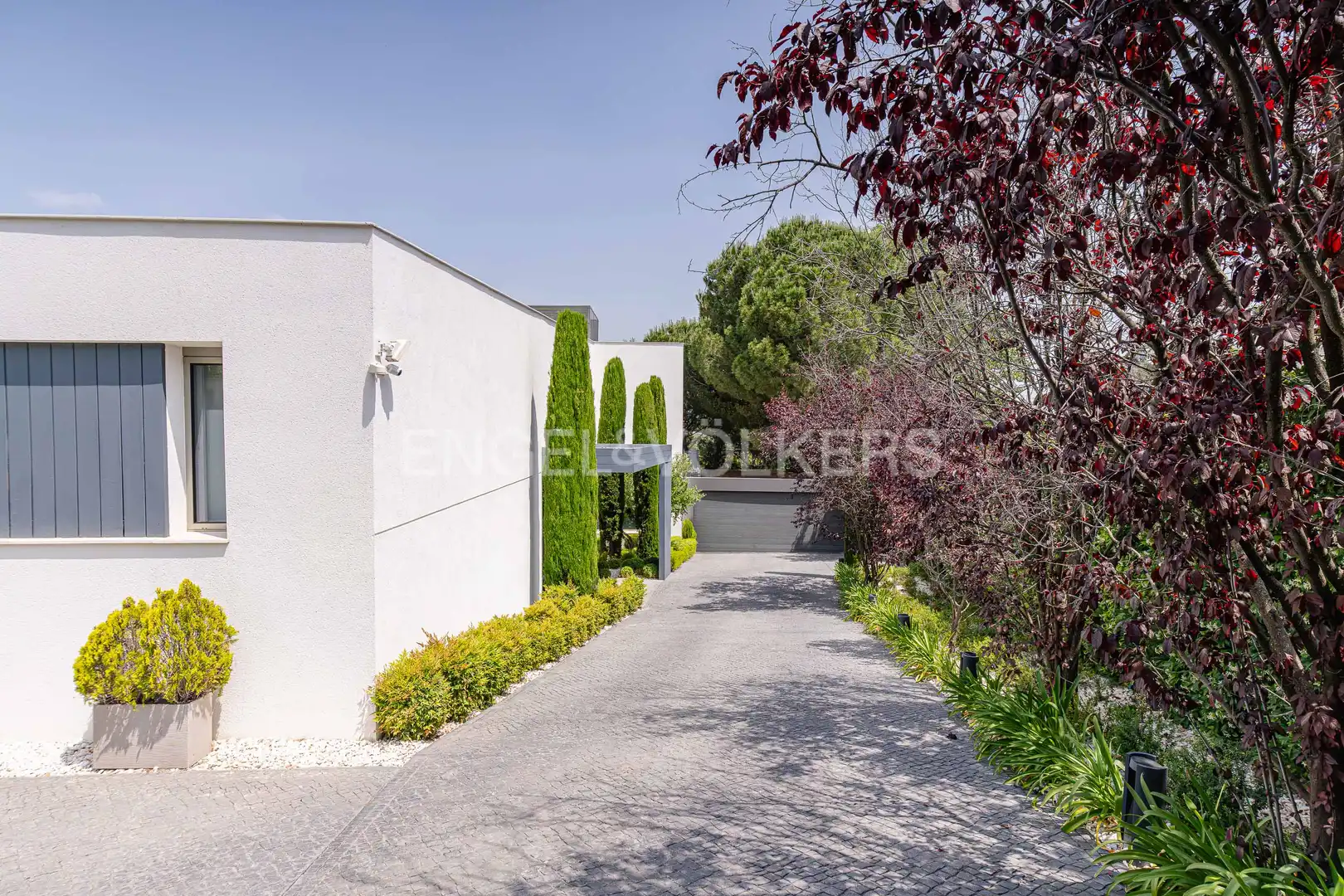 Vista exterior de Casa o chalet en venta en Boadilla del Monte con Aire acondicionado, Calefacción y Jardín privado