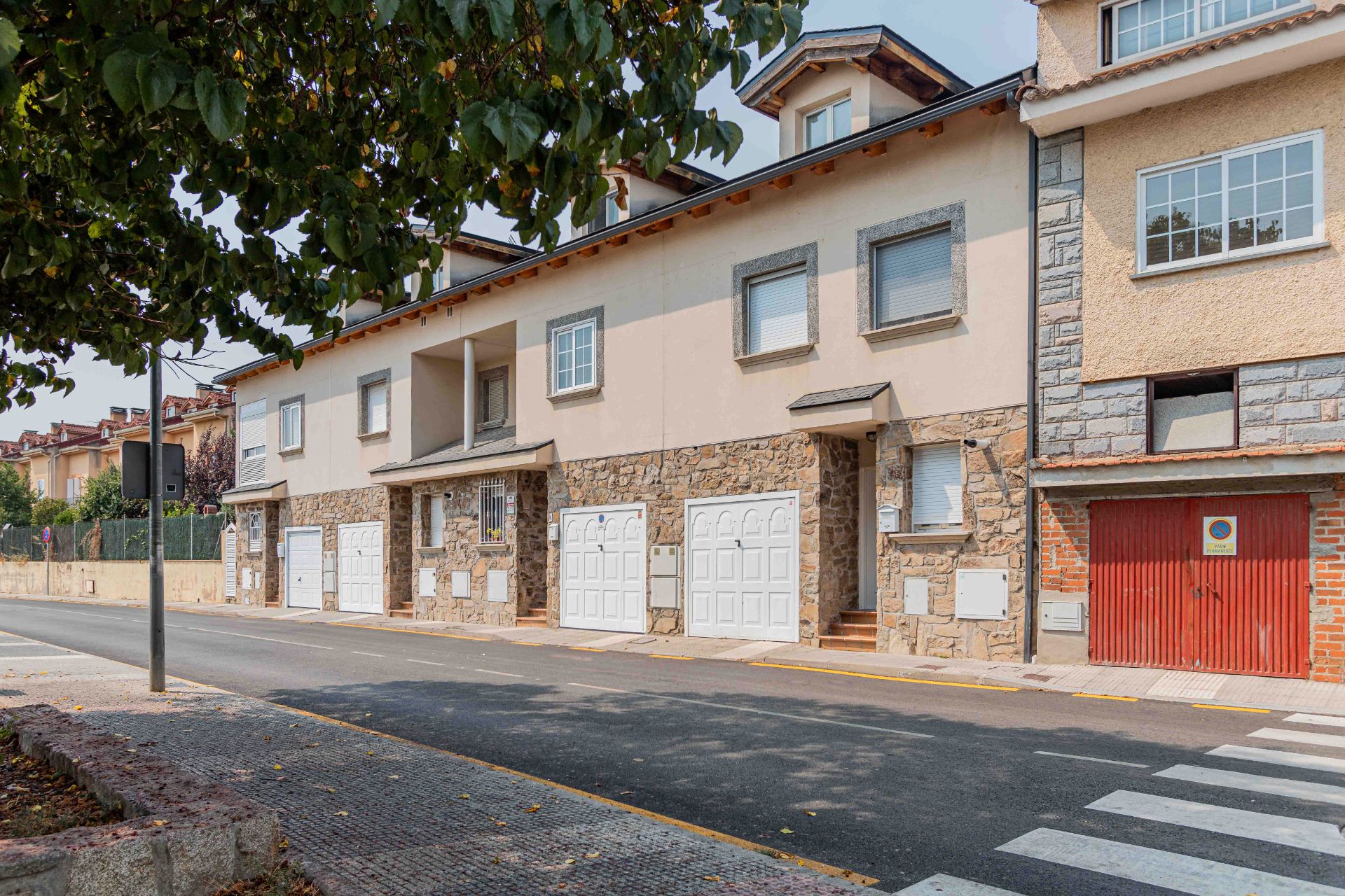 Exterior view of Single-family semi-detached for sale in El Boalo - Cerceda – Mataelpino  with Heating, Private garden and Furnished