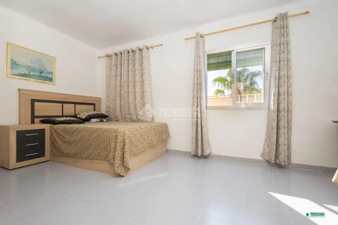 Habitación de Piso en venta en Almería