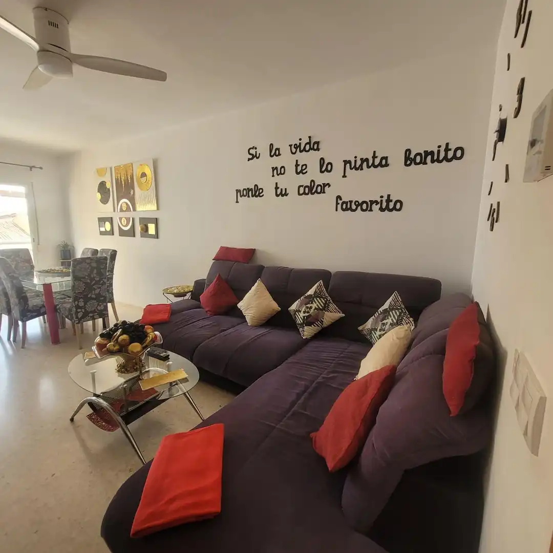 Sala de estar de Ático en venta en L'Alqueria de la Comtessa con Trastero, Amueblado y Balcón