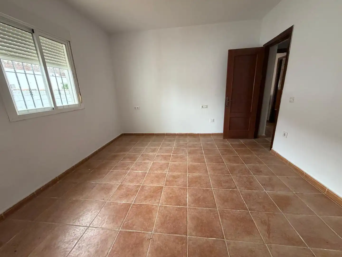 Dormitori de Casa o xalet en venda en Chiclana de la Frontera amb Jardí privat i Terrassa