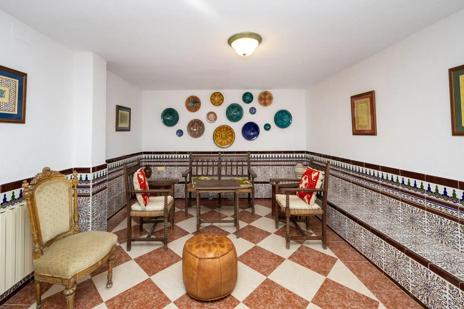 Chalet con piscina en venta en Calle Lindaraja, imagen 43