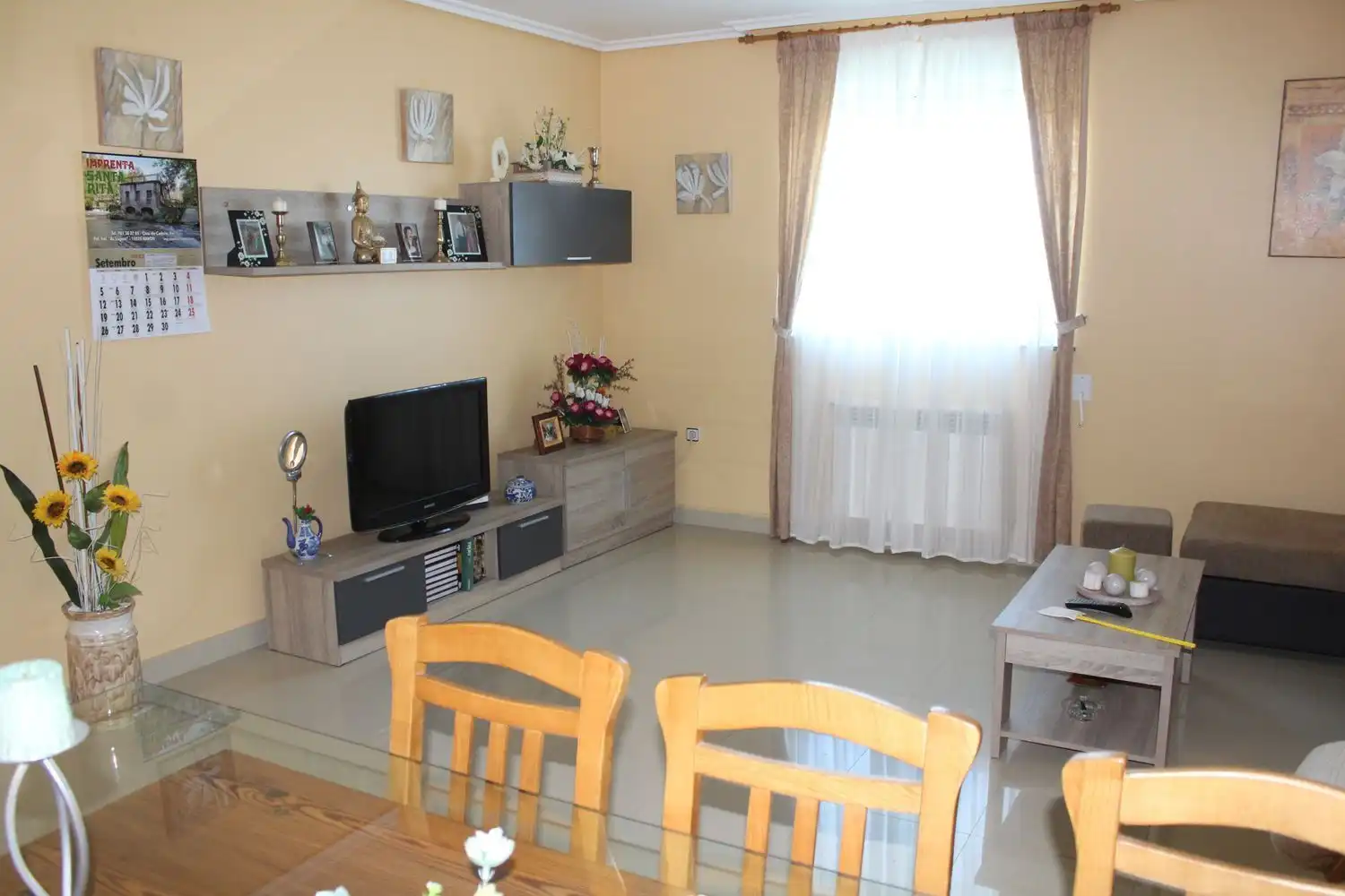 Sala d'estar de Casa o xalet en venda en Valdoviño amb Jardí privat i Traster