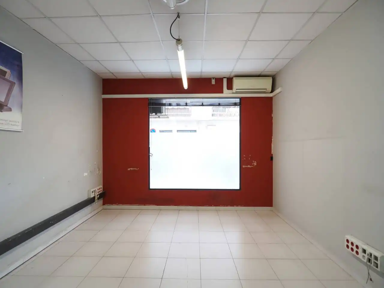Local comercial de lloguer a Calle Princesa, imagen 4