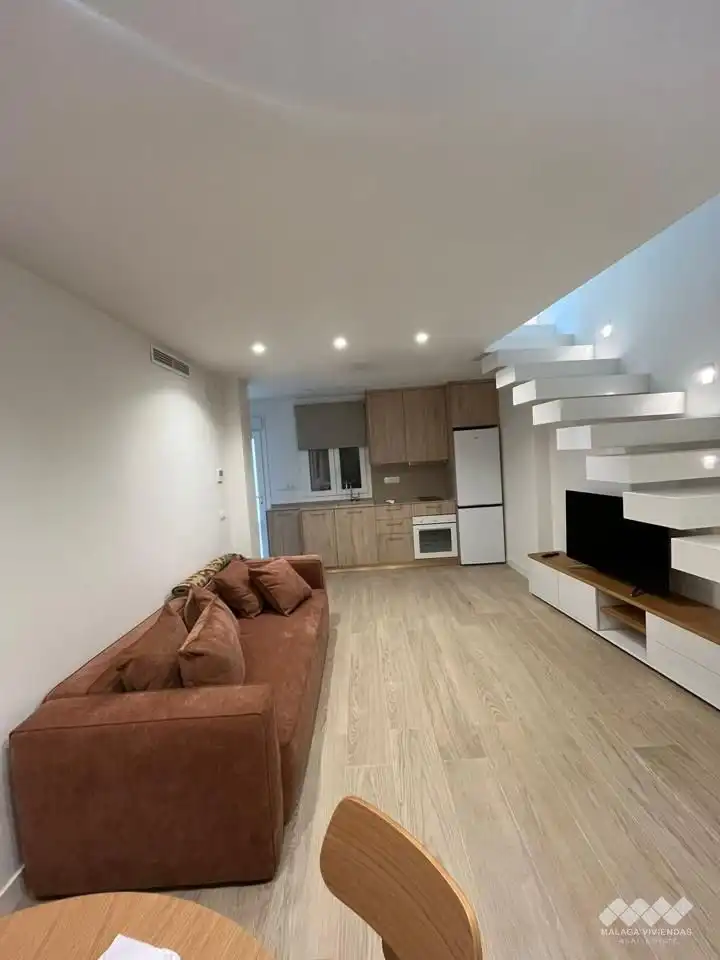 Sala de estar de Casa o chalet en venta en Málaga con Aire acondicionado y Terraza