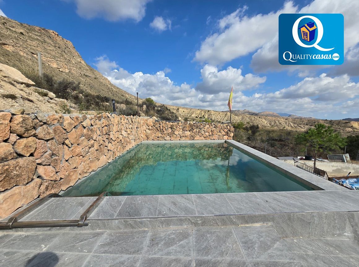 Swimming pool of House or chalet for sale in Agost  with Air Conditioner, Heating and Terrace