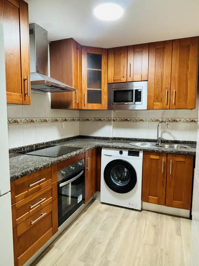 Cocina de Apartamento en venta en Málaga con Alarma