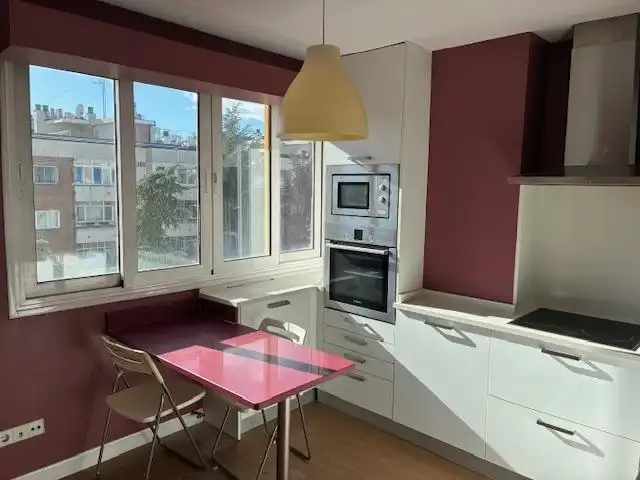Kitchen of Flat for rent in  Madrid Capital  with Air Conditioner, Parquet flooring and Terrace