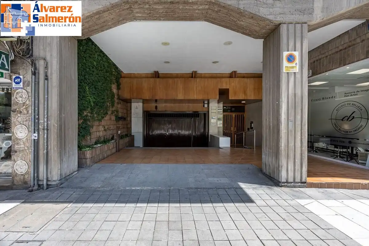 Flat with lift for sale in Beiro, imagen 40