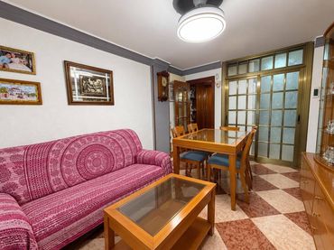 Pis amb ascensor en venda a Avenida Isabel ´la Católica´