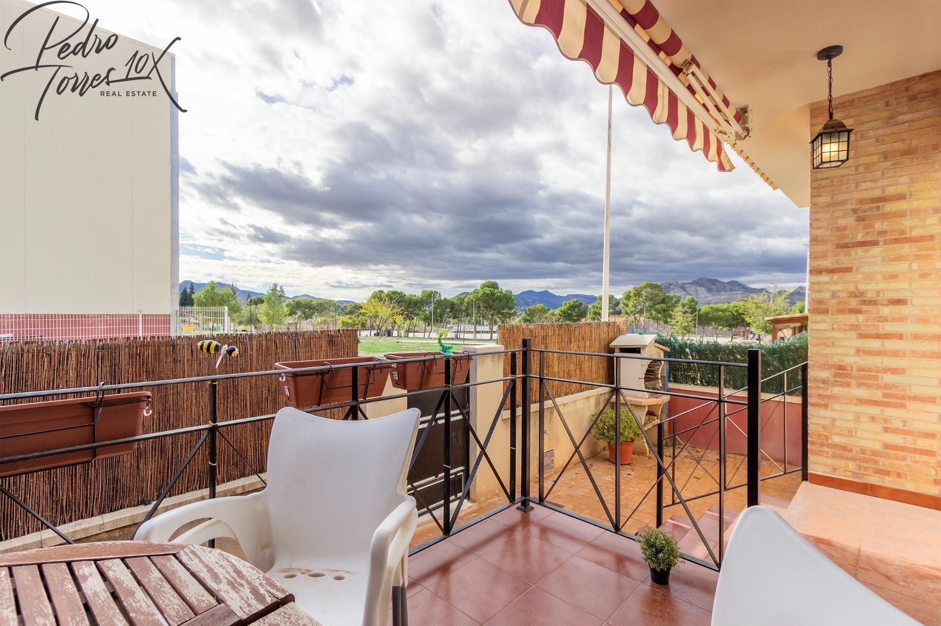 Casa adosada en venta en Calle BARITONO MANUEL AUSENSI, Las Fuentes - Los Cipreses, Aspe Centro, Aspe