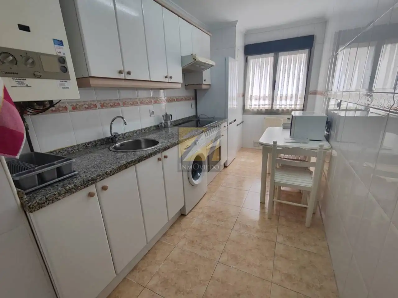 Apartament de lloguer a Salesas - Foncalada - Campoamor