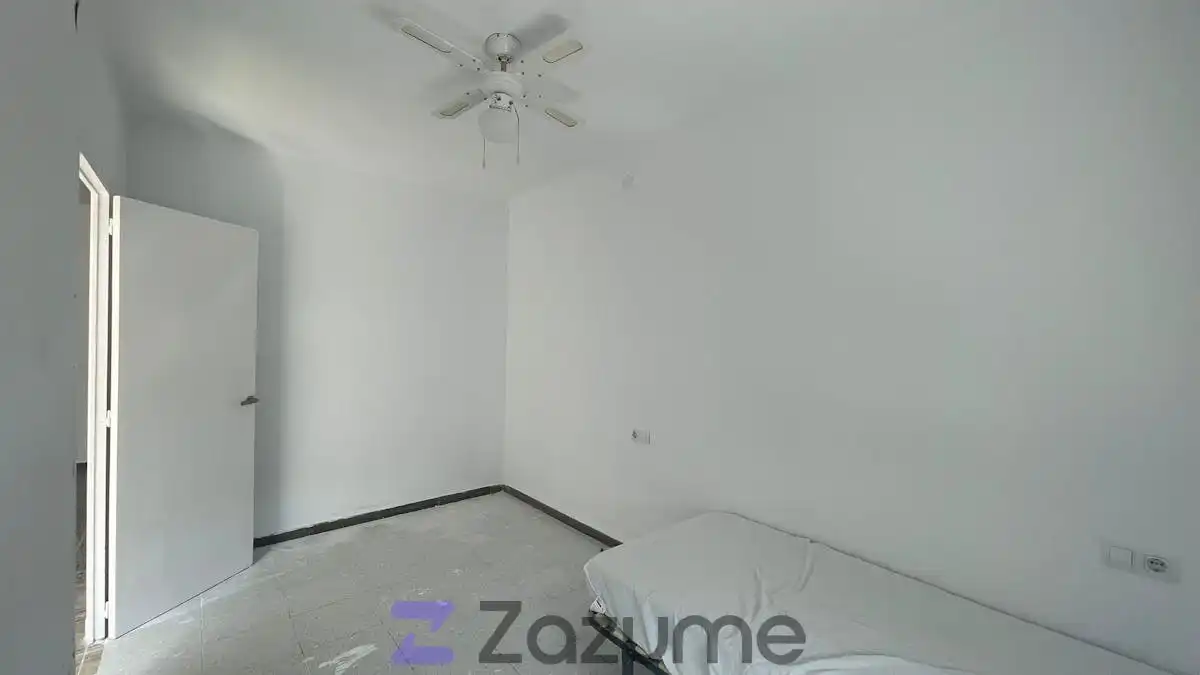 Flat for rent in Carrer de Pau Benach, Sant Julià