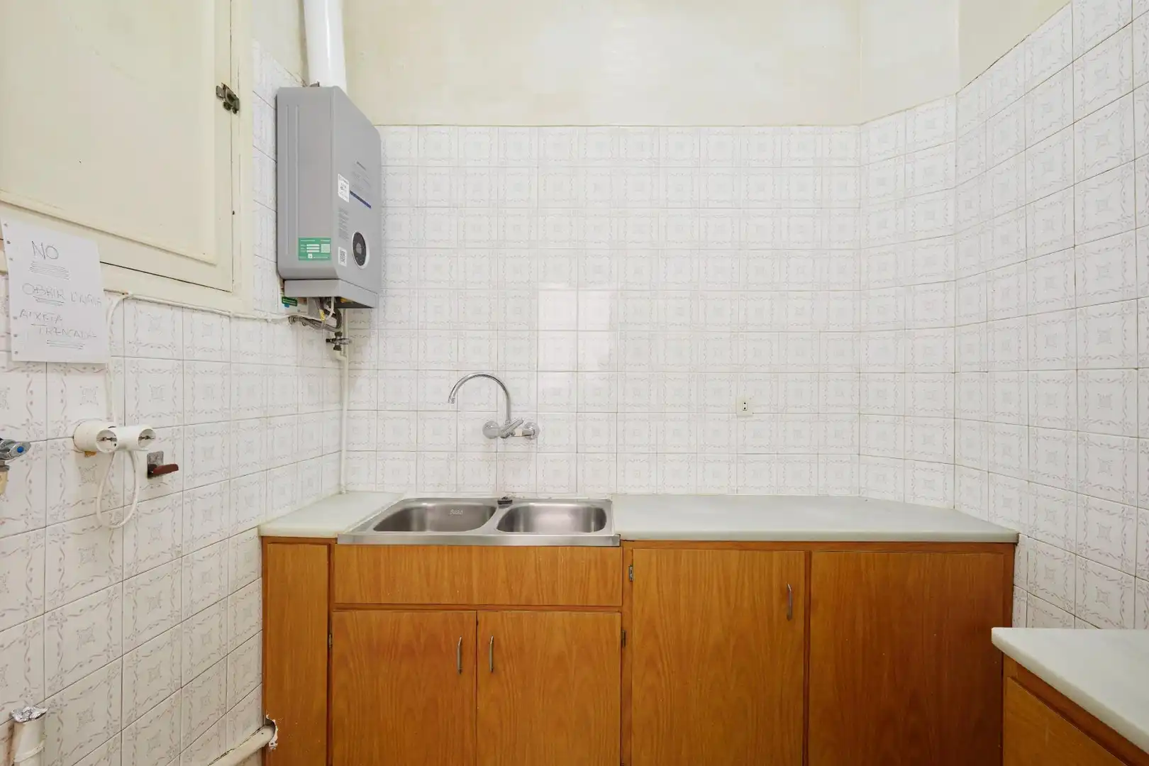 Cocina de Piso en venta en Barcelona con Balcón