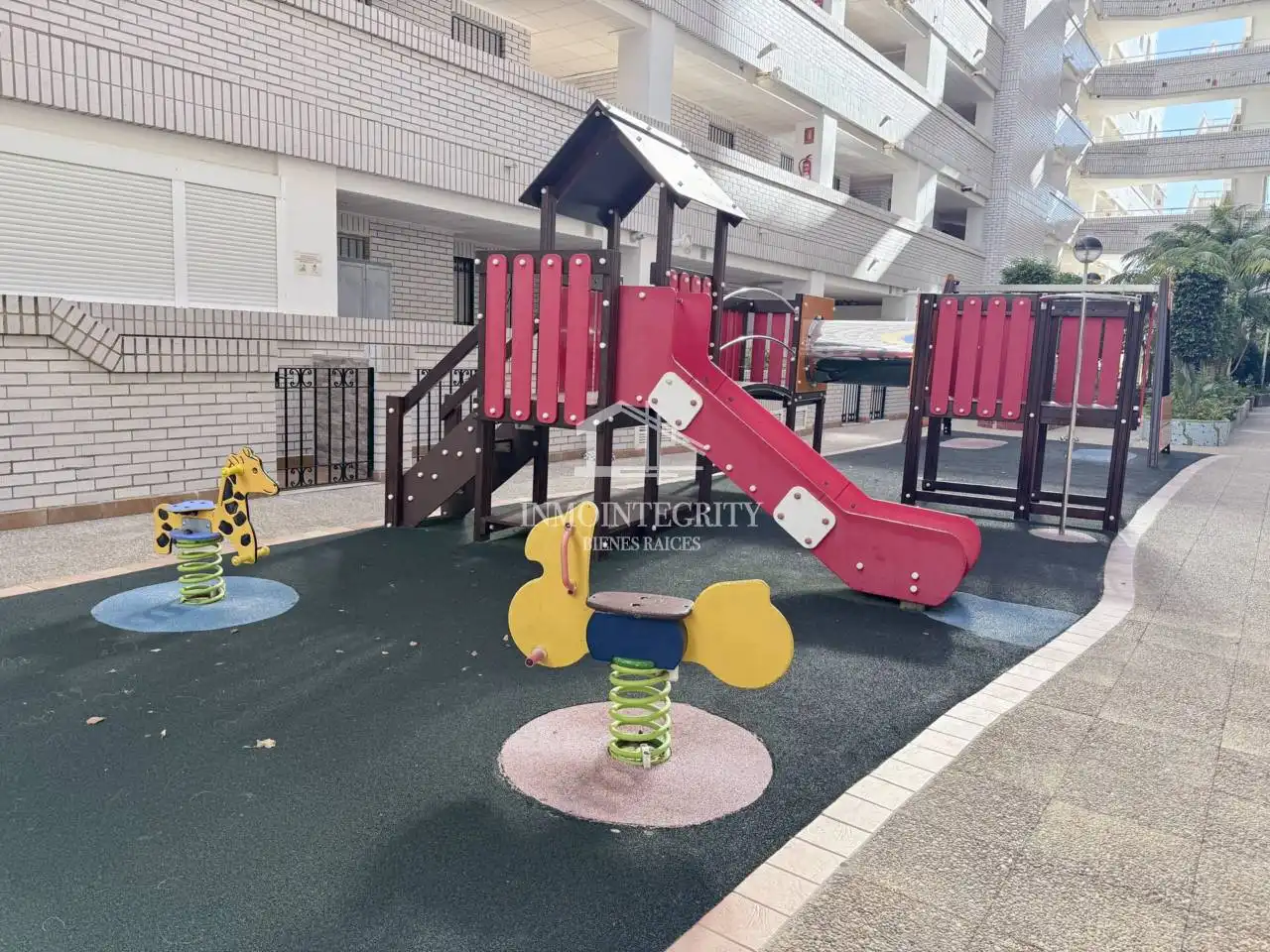 Apartamento con piscina en venta en Avenida Central, imagen 42