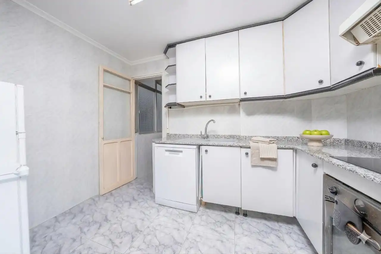 Cocina de Piso en venta en Alicante / Alacant con Amueblado