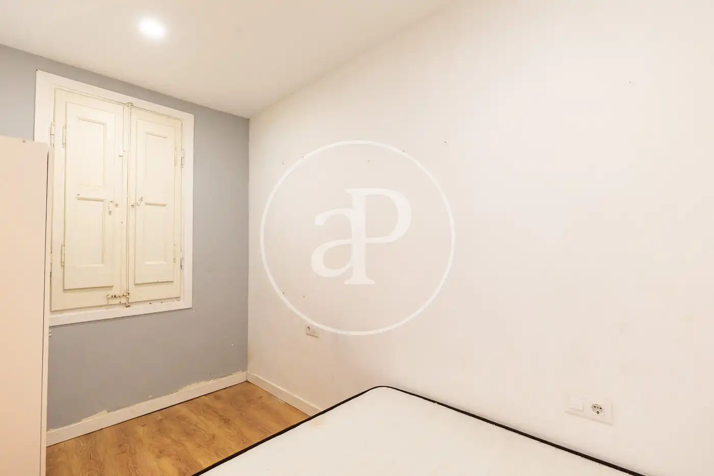 Schlafzimmer von Wohnung zum Verkauf in Barcelona mit Heizung, Möbliert und Balkon