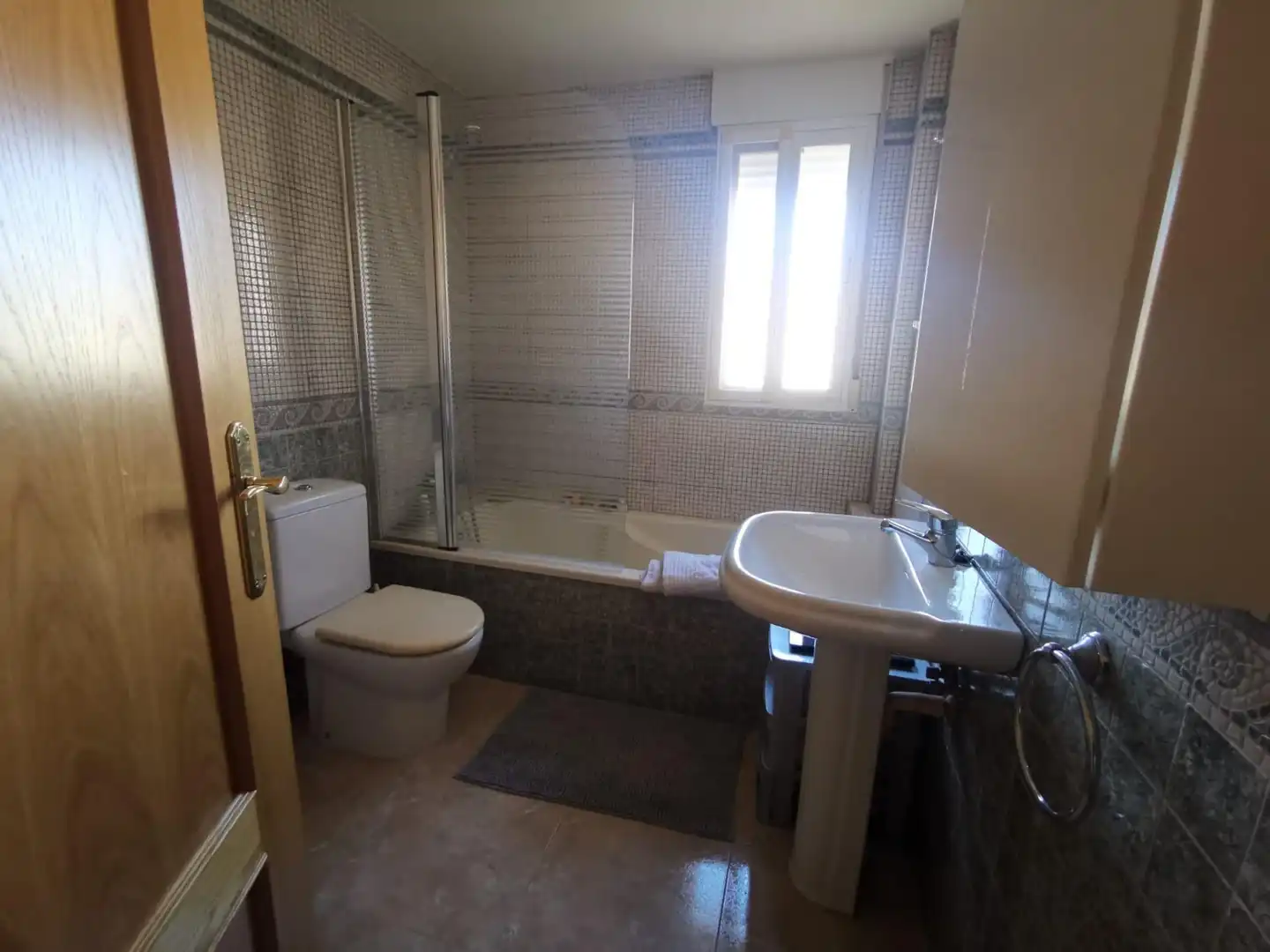 Bathroom of Flat for rent in Águilas  with Air Conditioner, Furnished and Community pool