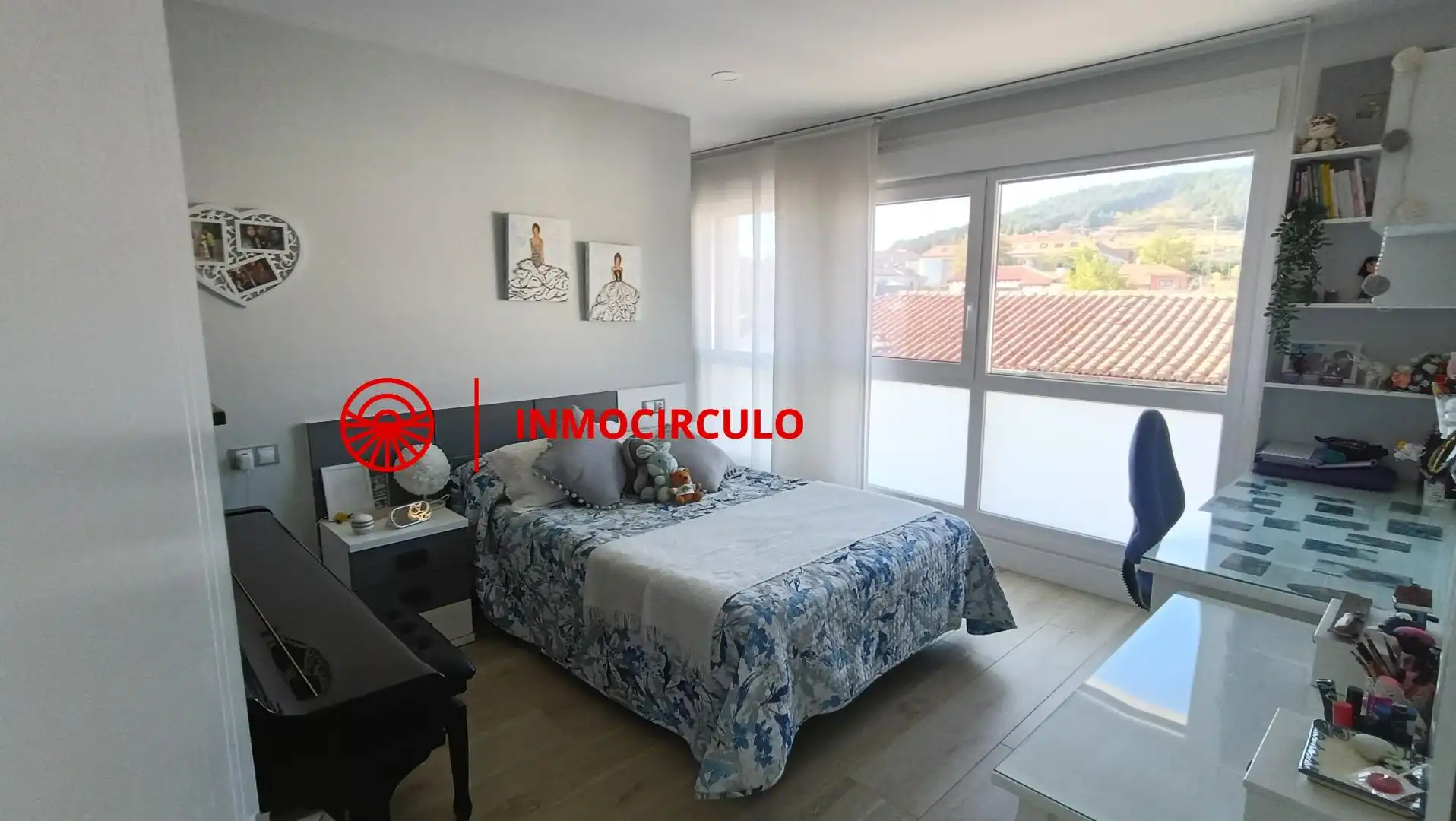 Villa con terrazza in vendita a Illera, imagen 19