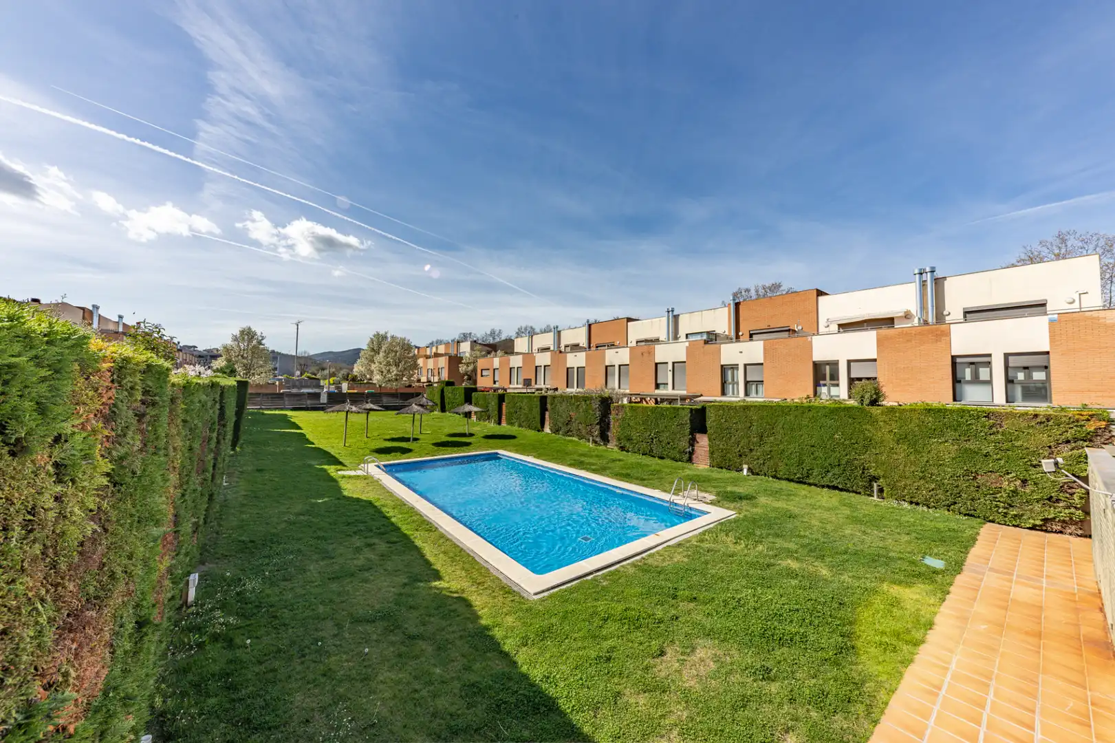 Reihenhaus mit Pool zum Verkauf in Passeig de Joan Coromines 14