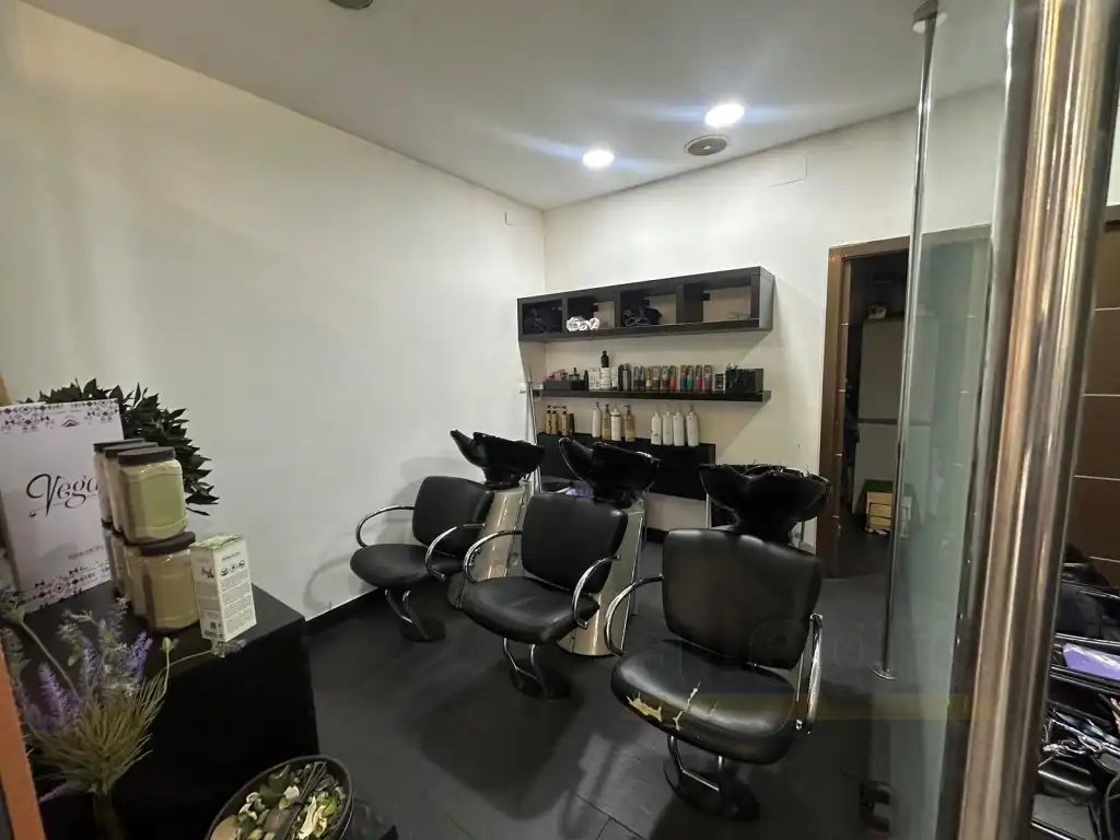 Local comercial de lloguer a Calle Pozas, imagen 8