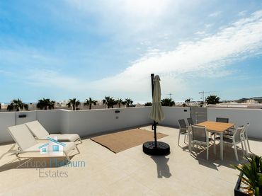 Villa avec piscine à vendre à San Juan de los Terreros