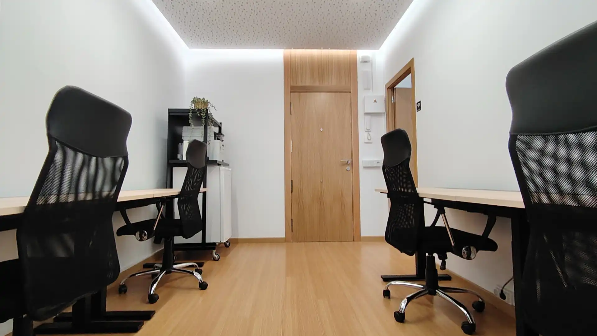 Office for rent in Castellón de la Plana / Castelló de la Plana  with Air Conditioner, Furnished and Internet