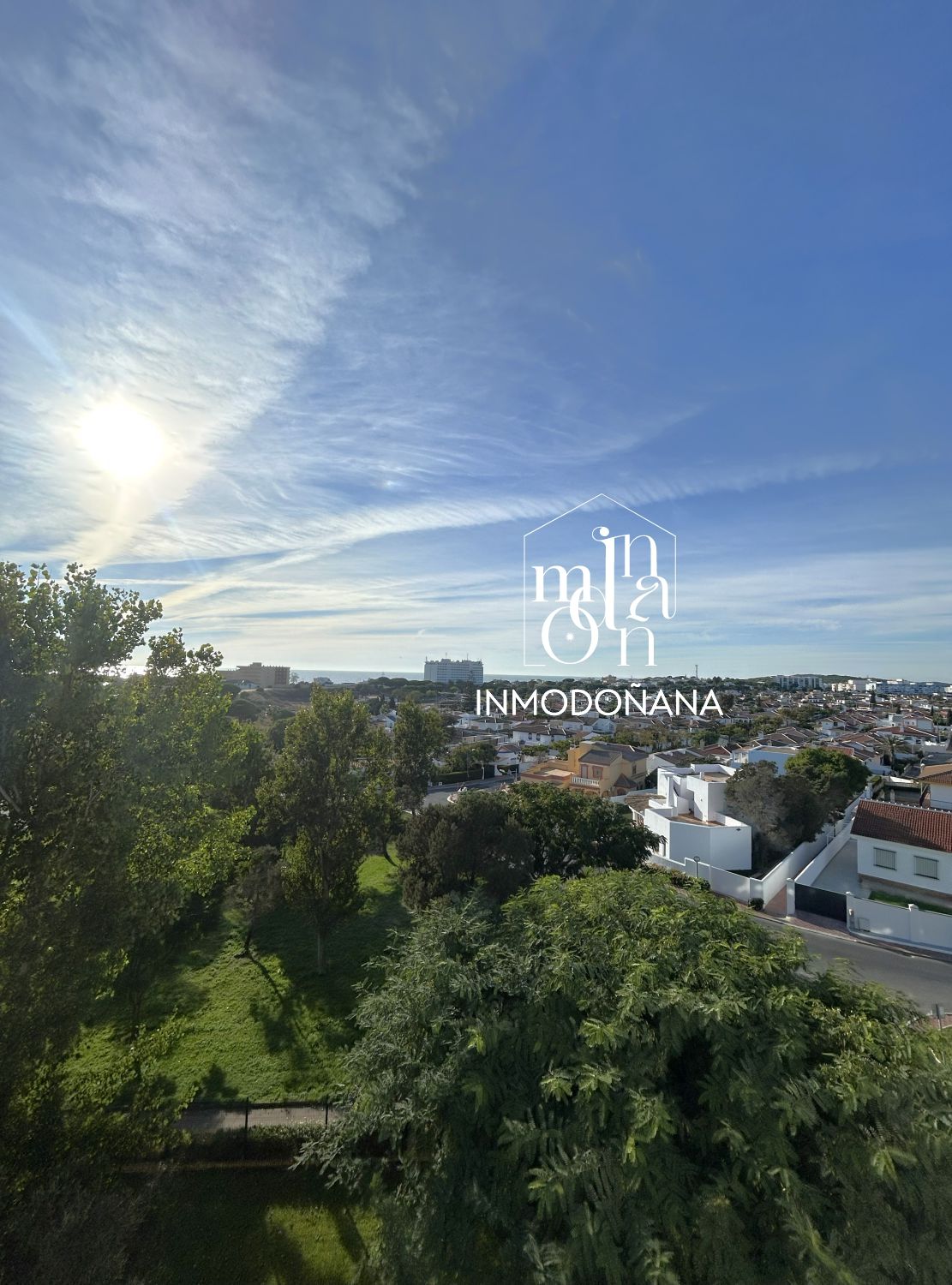 Vista exterior de Estudi en venda en Almonte amb Aire condicionat, Terrassa i Traster