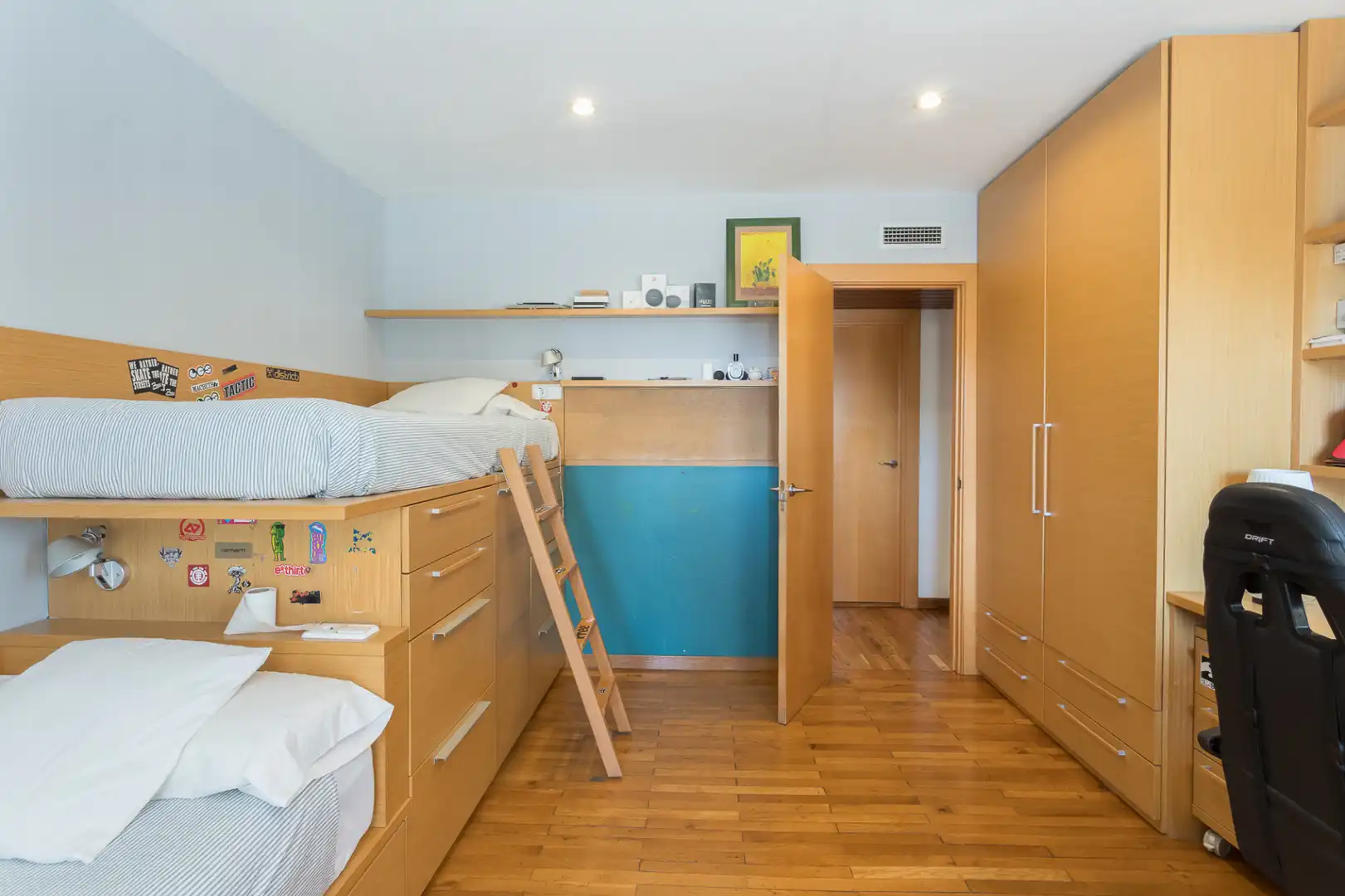 Schlafzimmer von Wohnung zum Verkauf in Barcelona mit Klimaanlage, Heizung und Parkett