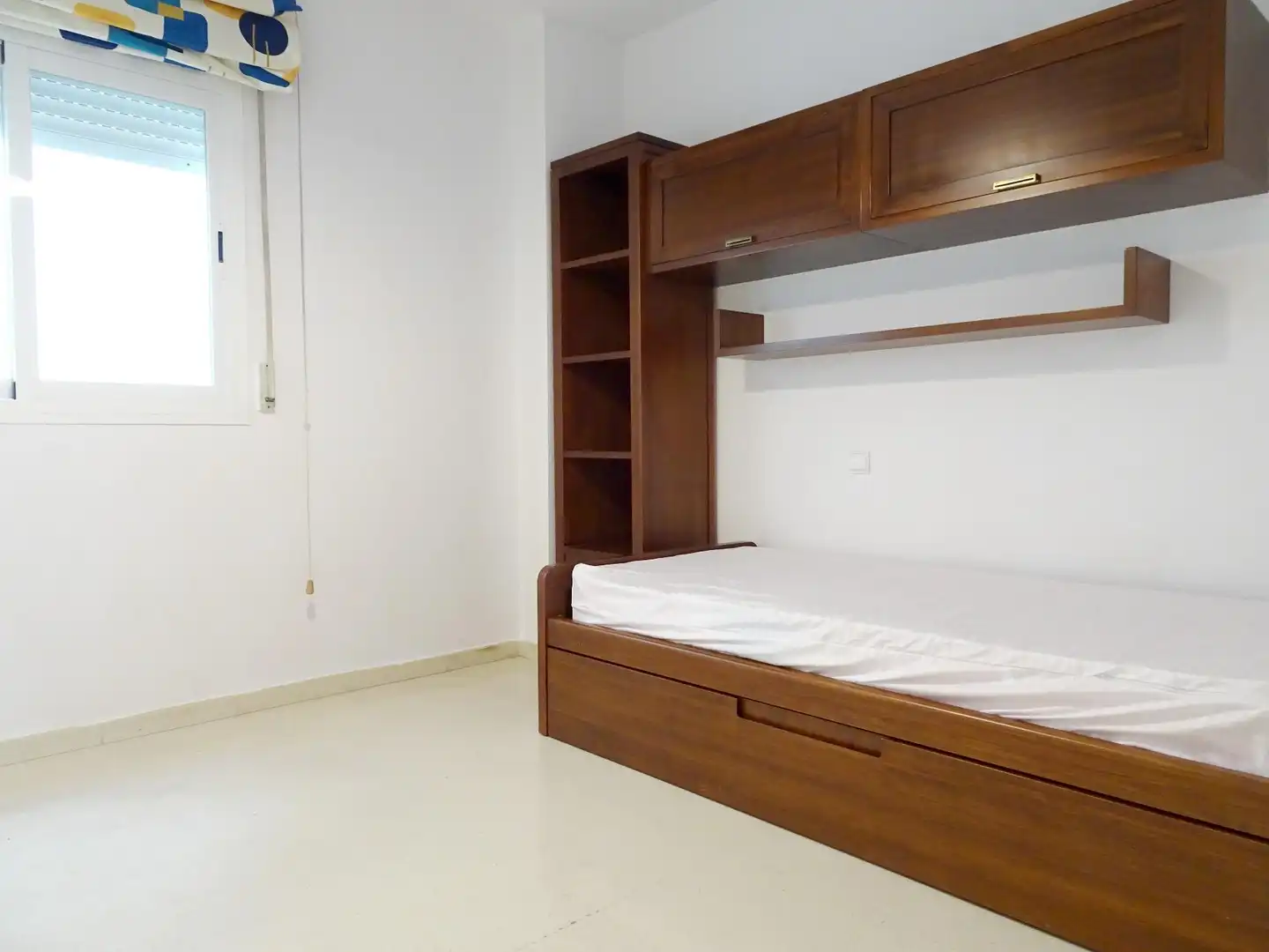 Schlafzimmer von Wohnung zur Miete in Málaga mit Klimaanlage, Privatgarten und Terrasse