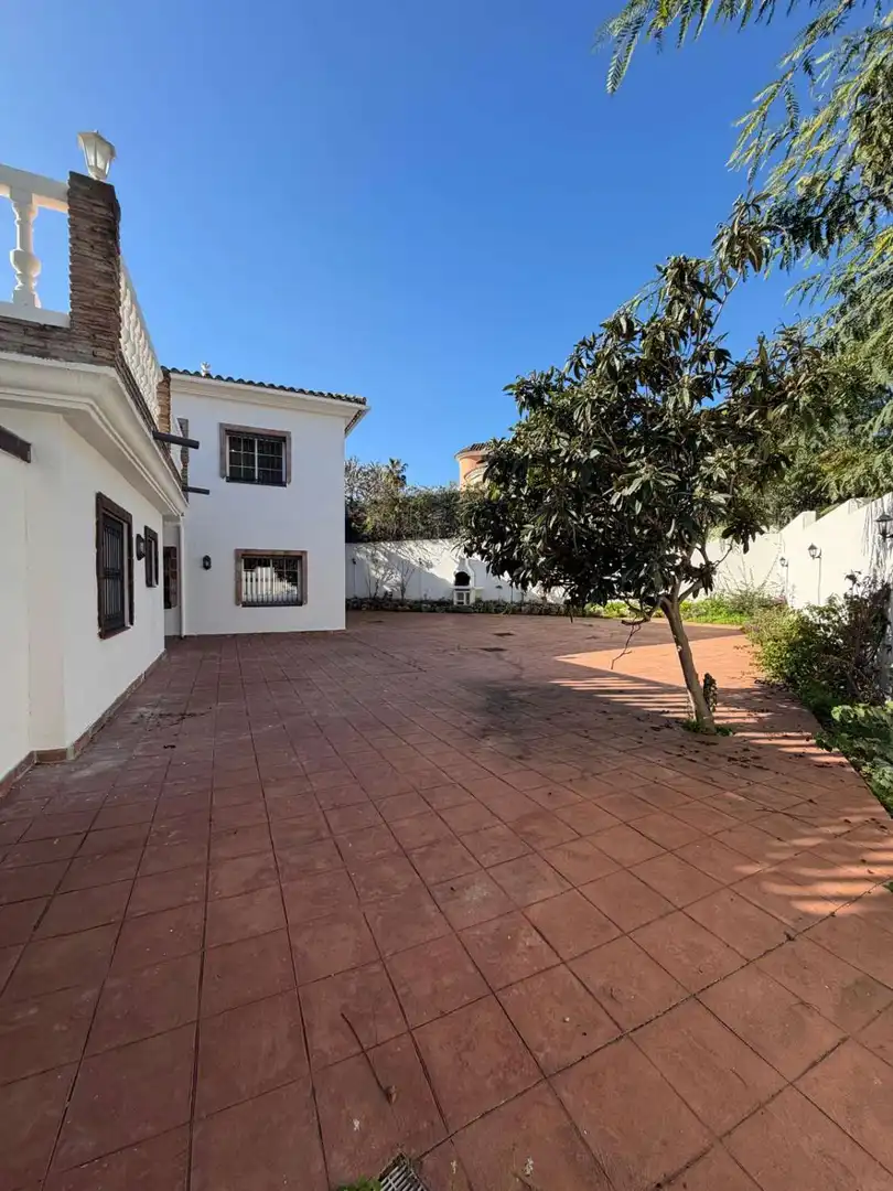 Xalet amb piscina en venda a Nueva Andalucía, imagen 5