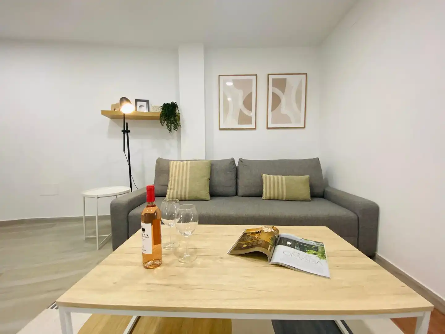 Sala de estar de Piso de alquiler en Málaga con Aire acondicionado, Calefacción y Amueblado