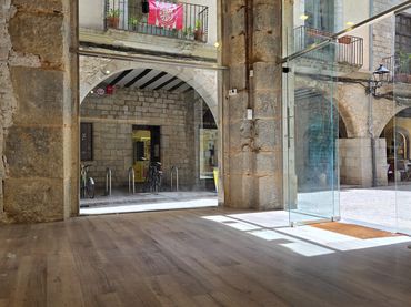 Gewerbefläche zur Miete in Carrer de la Cort Reial 13