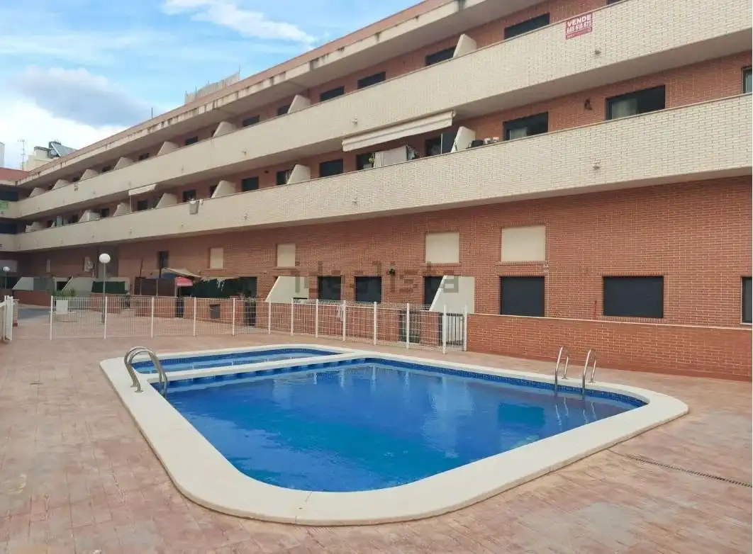 Erdgeschoss zur Miete in Campello pueblo