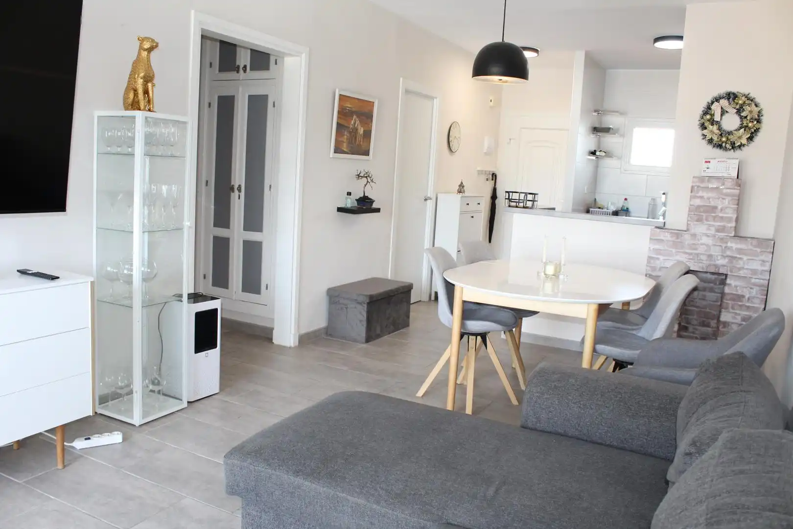 Sala de estar de Apartamento en venta en Roquetas de Mar con Aire acondicionado, Jardín privado y Piscina