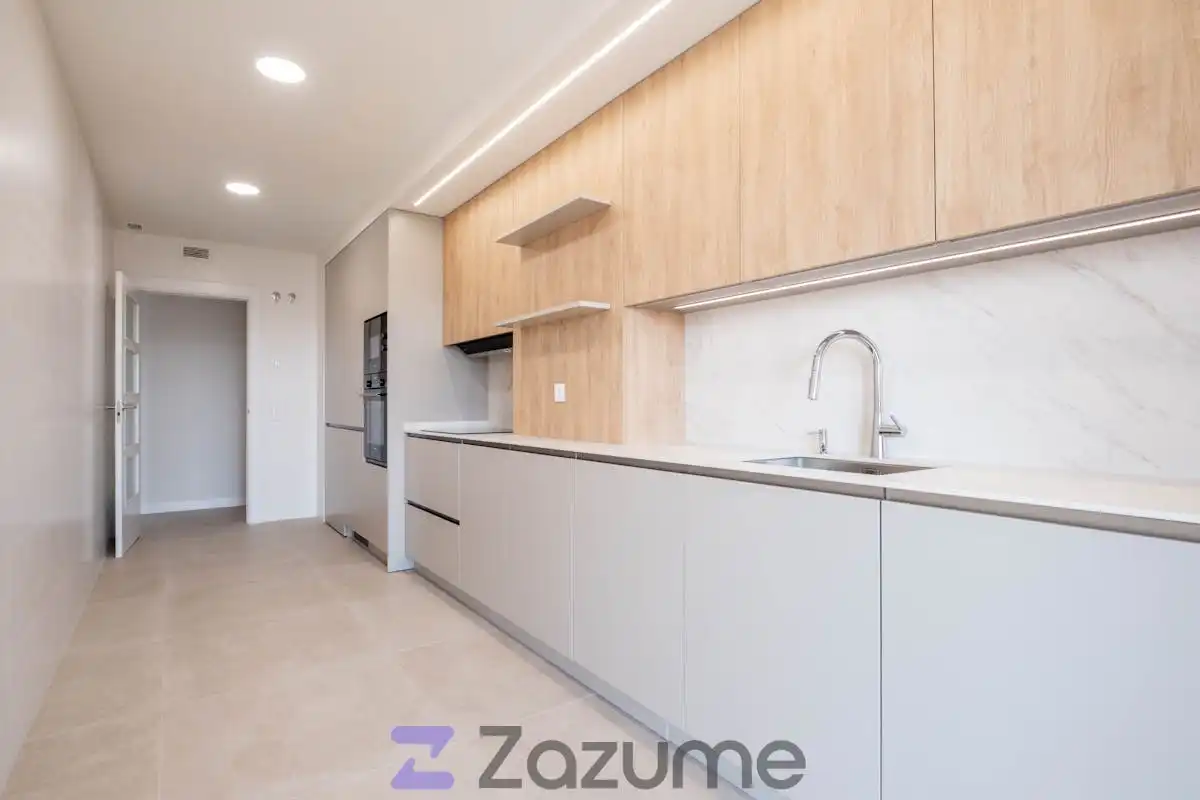 Küche von Wohnung zur Miete in Zaragoza mit Klimaanlage, Heizung und Terrasse