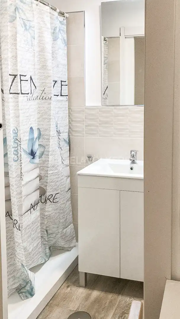 Baño de Piso en venta en Barcelona con Aire acondicionado, Calefacción y Terraza