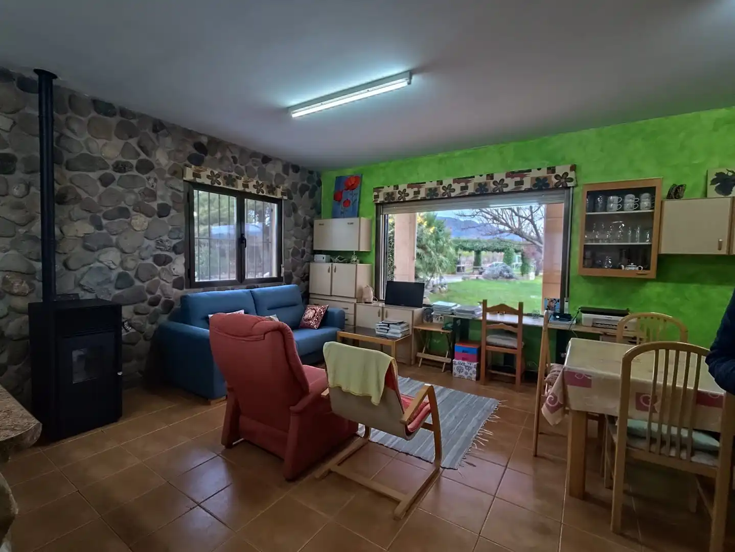 Wohnzimmer von Country house zum Verkauf in Arnedo mit Heizung, Privatgarten und Terrasse